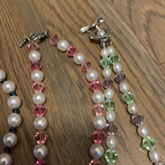 Hand crafted Pearl and Swarovski necklaces - Picture 3 of 3